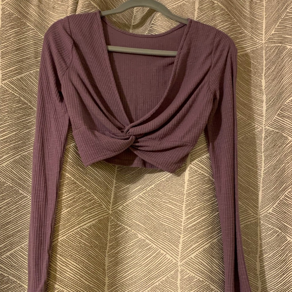 Aeropostale cropped cross back size small